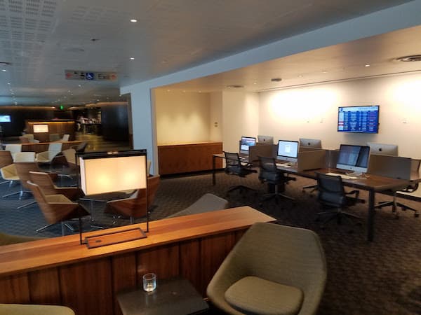 oneworld Business Class Lounge LAX
