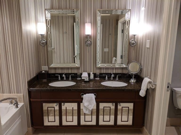 Caesars Palace Octavius Room Review SingleFlyer